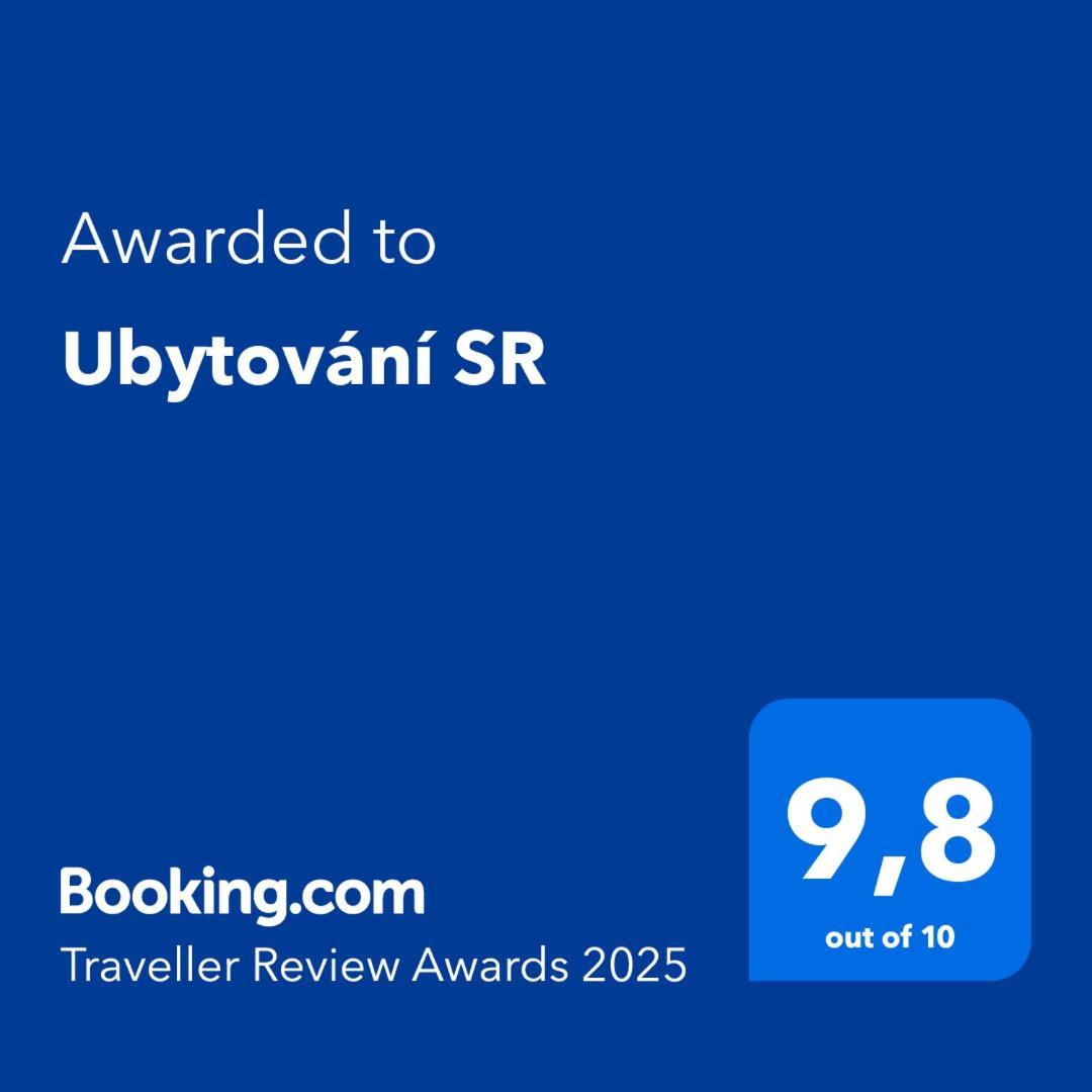 Milovice  Ubytovani Sr מראה חיצוני תמונה